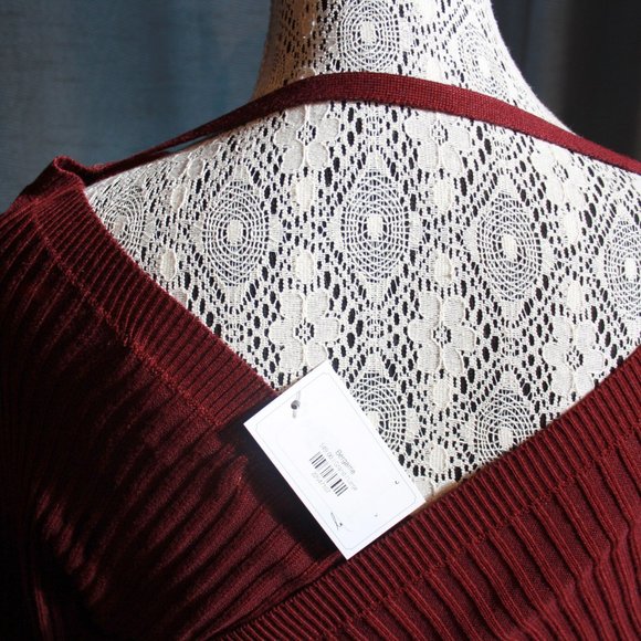 NWT knitted wrap dress - Picture 3 of 3